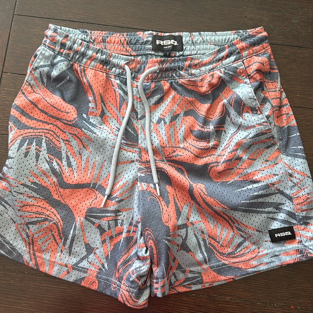 RSQ Men’s mesh shorts